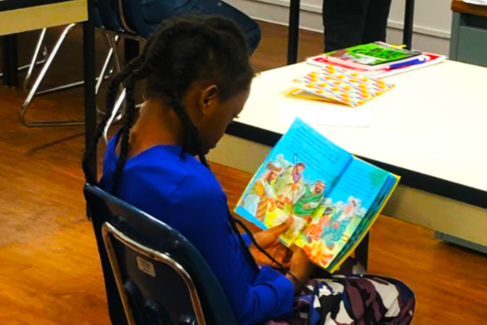 kids_reading_12